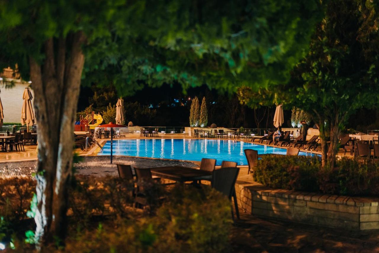 Ashur Hotel Dukhan 외부 사진