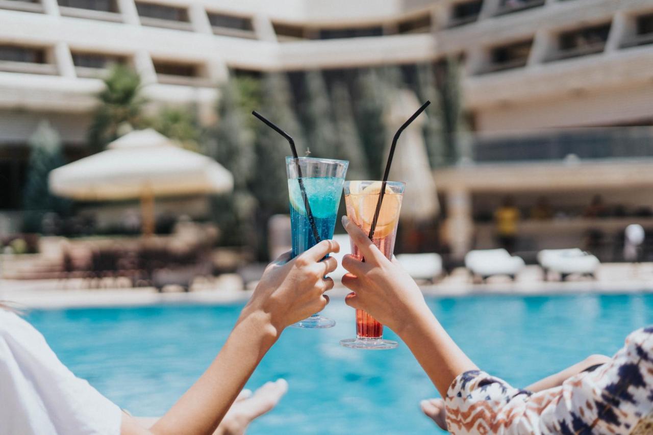 Ashur Hotel Dukhan 외부 사진