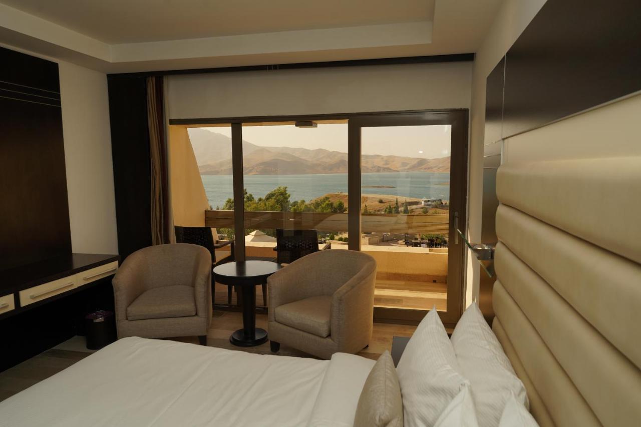 Ashur Hotel Dukhan 외부 사진