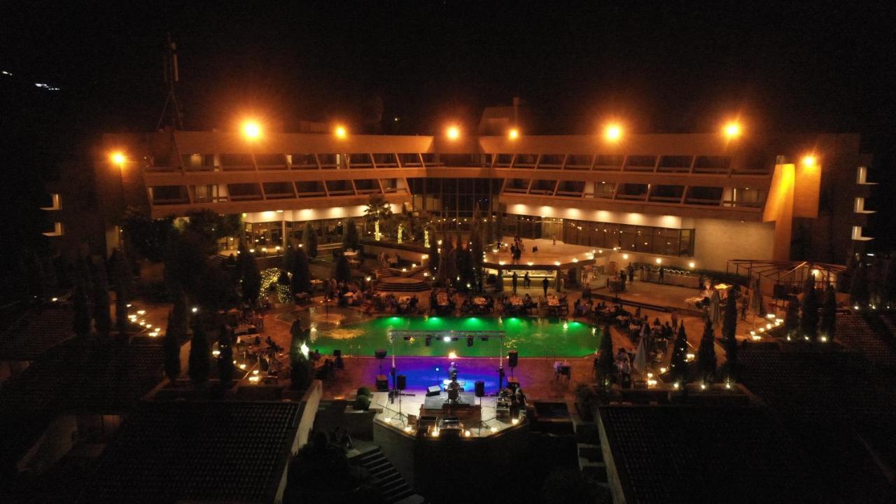 Ashur Hotel Dukhan 외부 사진