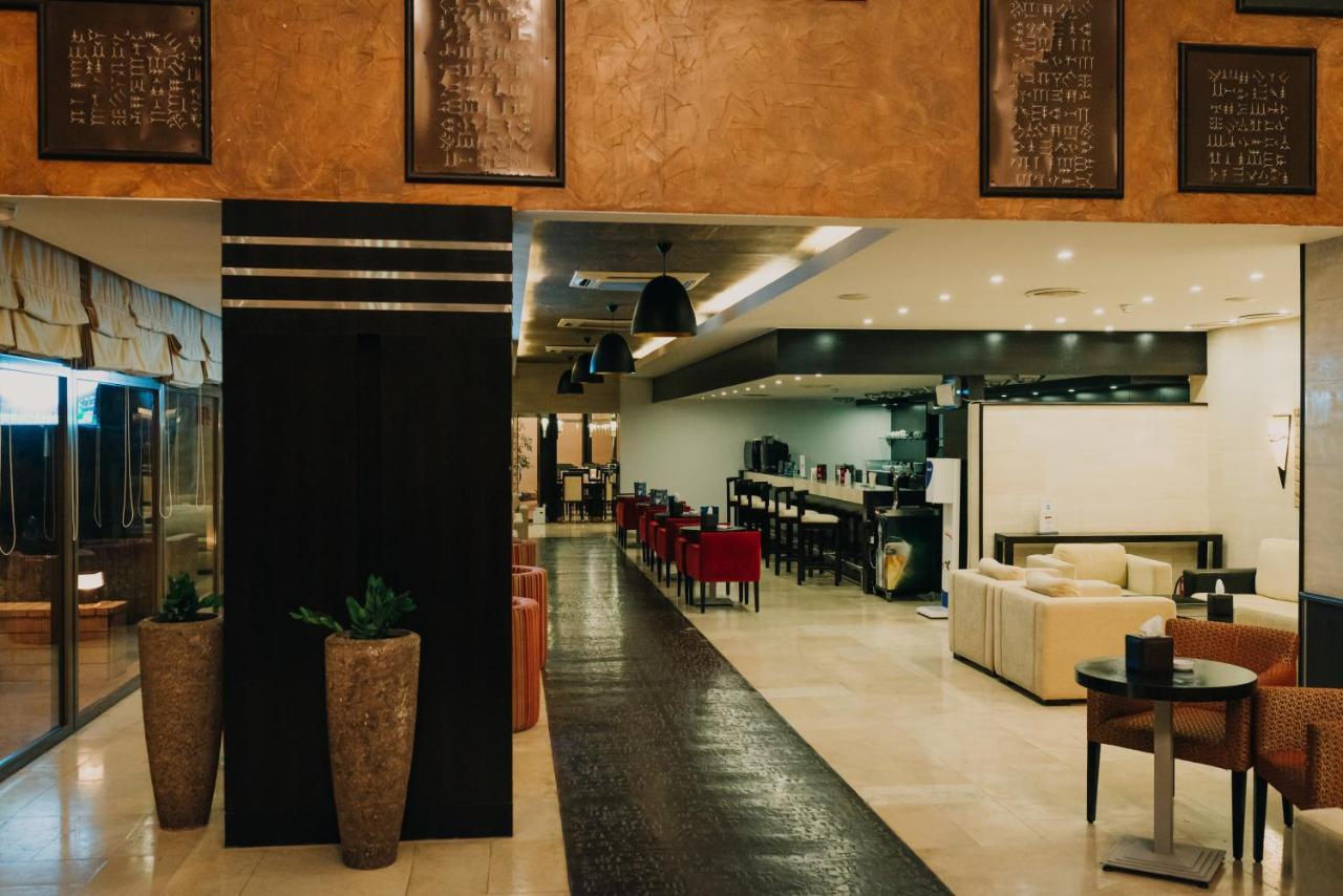 Ashur Hotel Dukhan 외부 사진