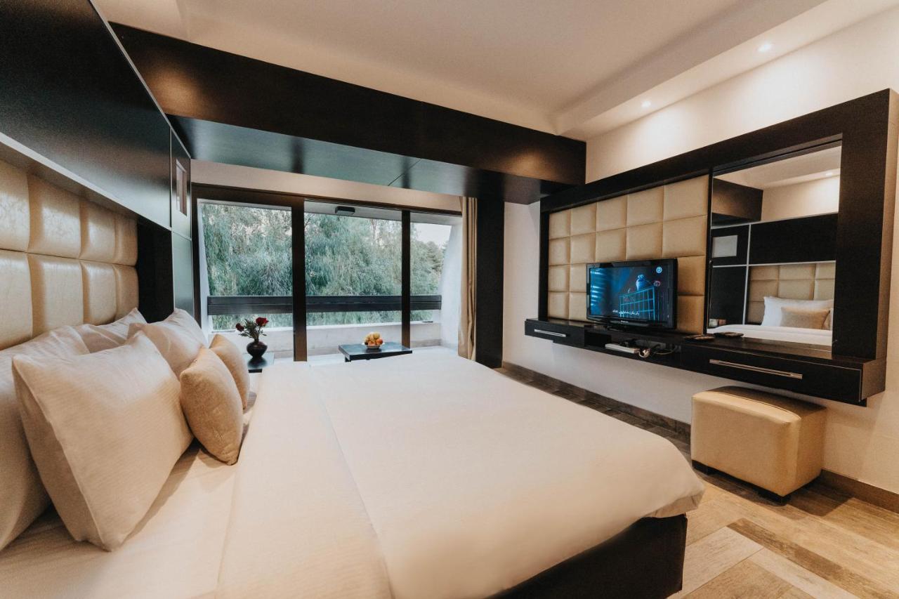 Ashur Hotel Dukhan 외부 사진