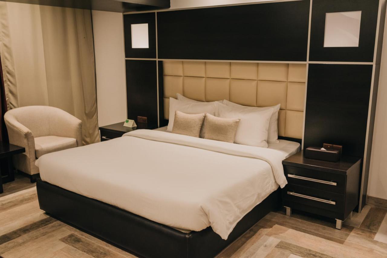 Ashur Hotel Dukhan 외부 사진