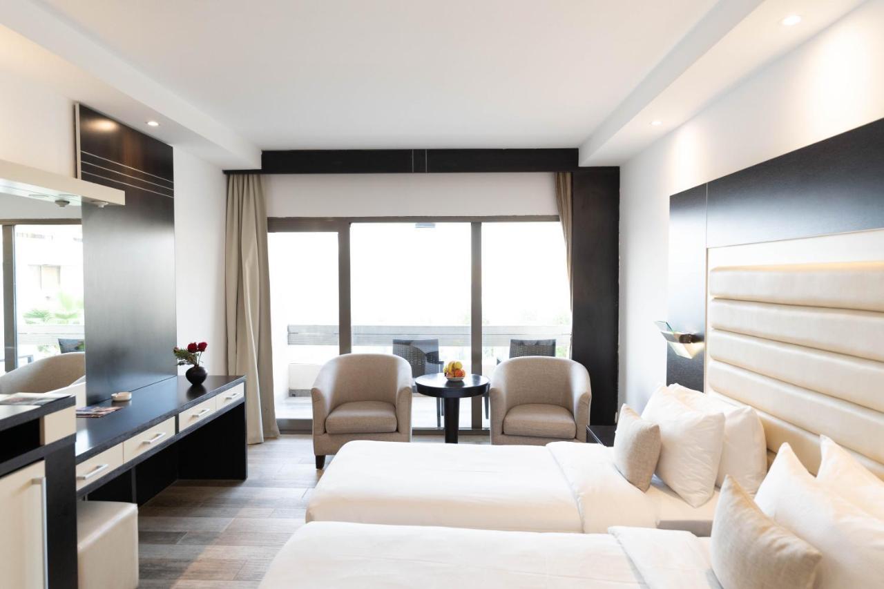 Ashur Hotel Dukhan 외부 사진
